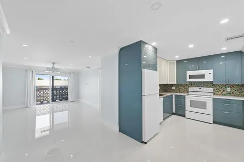 3220 Bayview Drive Fort Lauderdale FL 33306