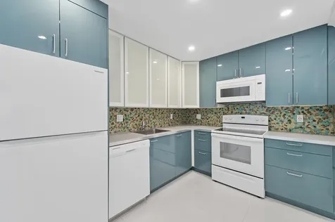3220 Bayview Drive Fort Lauderdale FL 33306