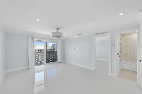 3220 Bayview Drive Fort Lauderdale FL 33306