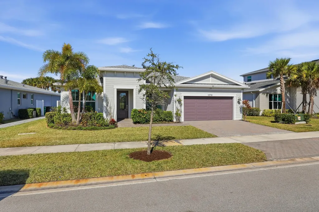 10718 Sw Hensley Street Port Saint Lucie FL 34987