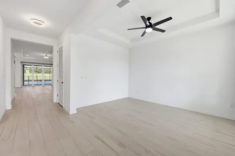 10718 Sw Hensley Street Port Saint Lucie FL 34987