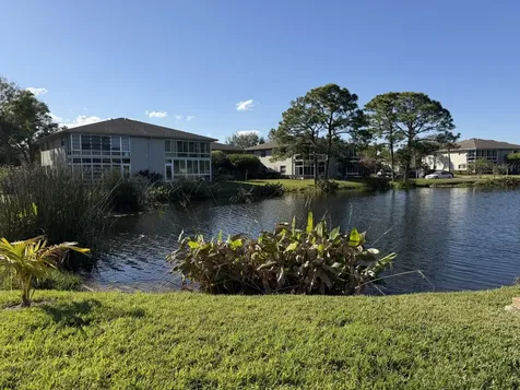 7 Lake Vista Trail Port Saint Lucie FL 34952