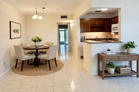 7 Lake Vista Trail Port Saint Lucie FL 34952