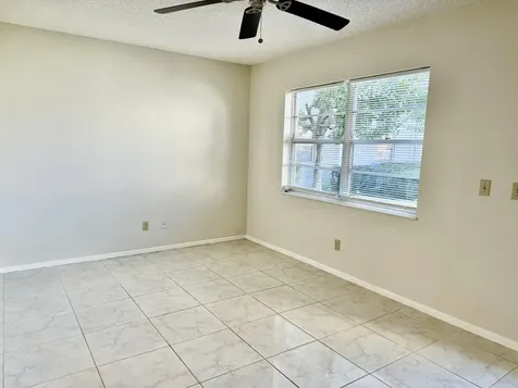 7 Lake Vista Trail Port Saint Lucie FL 34952
