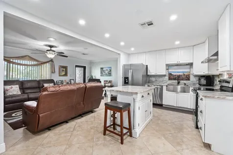 2611 S 29th Street Fort Pierce FL 34981