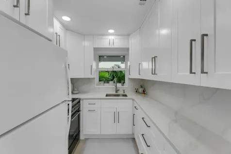960 Crystal Lake Drive Deerfield Beach FL 33064