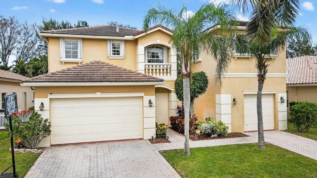 6802 Houlton Circle Lake Worth FL 33467