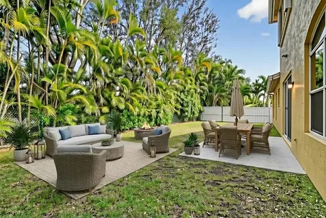 6802 Houlton Circle Lake Worth FL 33467