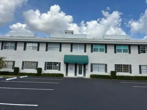 299 SW 7th Street Boca Raton FL 33432