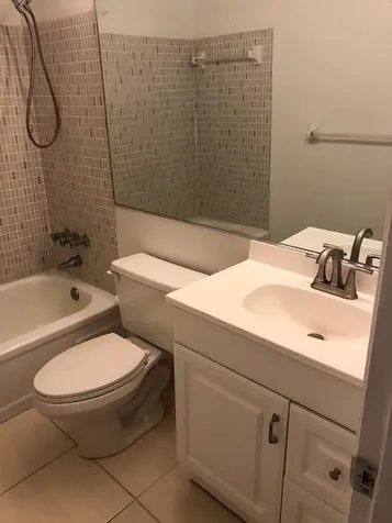 299 SW 7th Street Boca Raton FL 33432