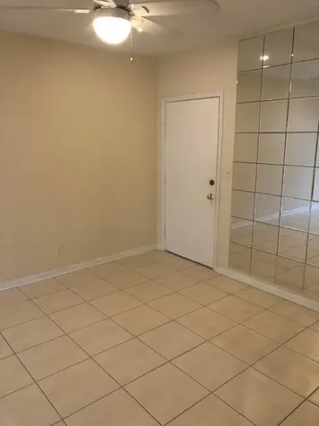 299 SW 7th Street Boca Raton FL 33432