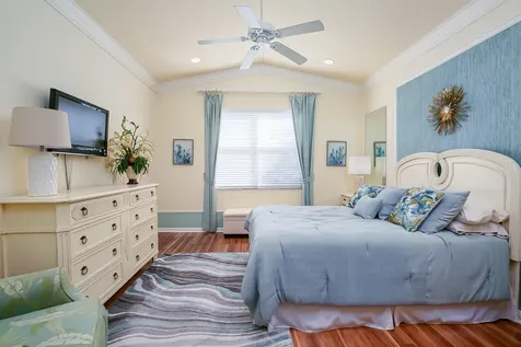 10068 Sw Oak Tree Circle Port Saint Lucie FL 34987