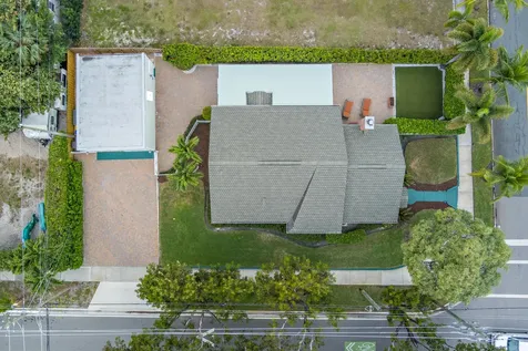 800 Kanuga Drive West Palm Beach FL 33401