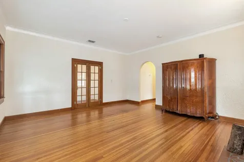 800 Kanuga Drive West Palm Beach FL 33401