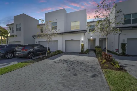 4998 Navali Drive Lake Worth FL 33467