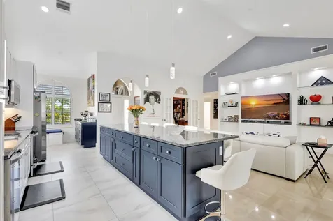 2354 Saratoga Bay Drive West Palm Beach FL 33409