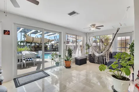 2354 Saratoga Bay Drive West Palm Beach FL 33409