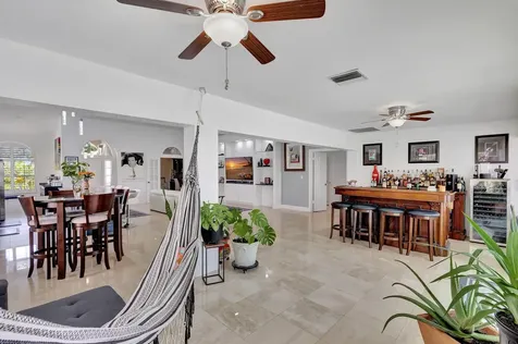 2354 Saratoga Bay Drive West Palm Beach FL 33409