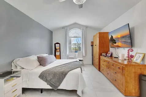 2354 Saratoga Bay Drive West Palm Beach FL 33409