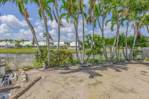 2354 Saratoga Bay Drive West Palm Beach FL 33409