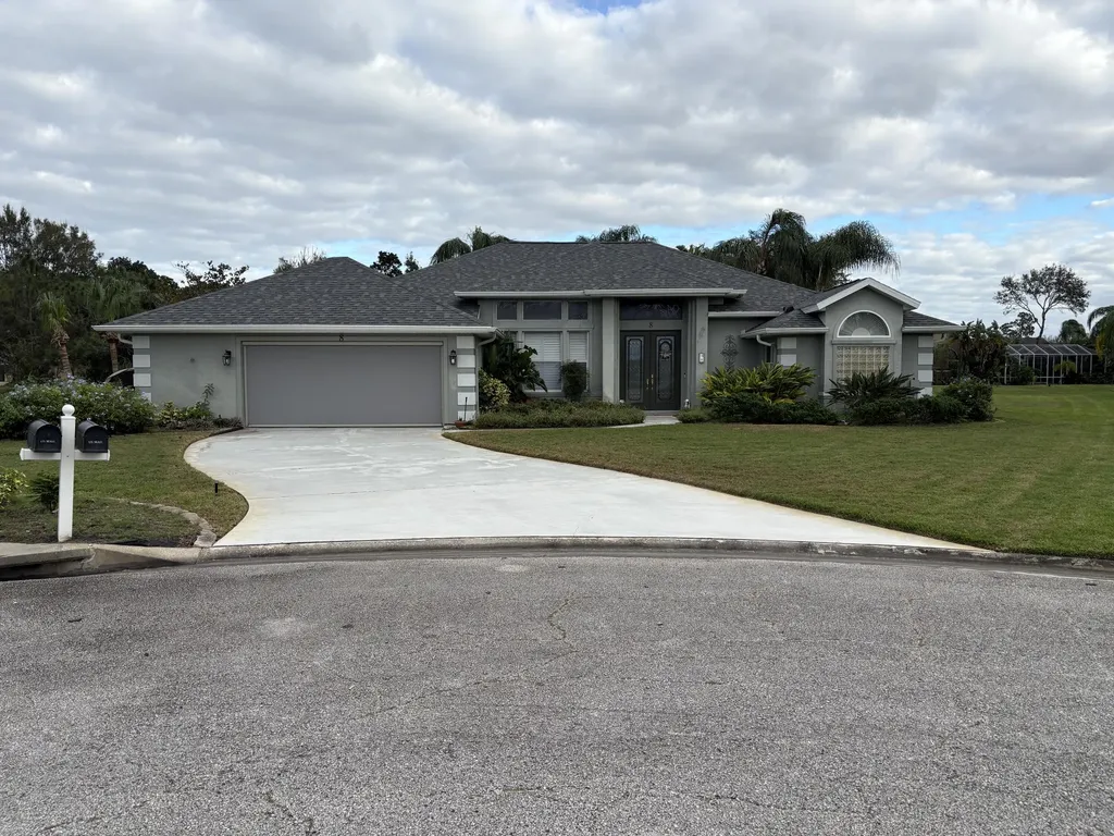 8 Tropic Lake Way Ormond Beach FL 32174
