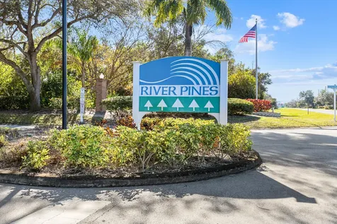 5678 Se Riverboat Drive Stuart FL 34997