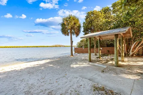 5678 Se Riverboat Drive Stuart FL 34997