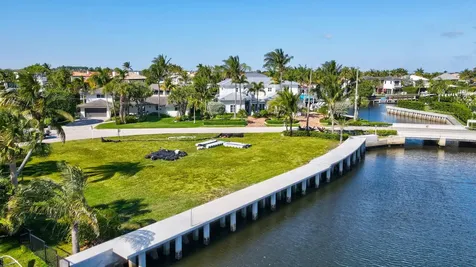 25 Sabal Island Drive Ocean Ridge FL 33435