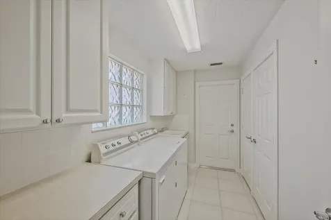 5063 Magnolia Bay Circle Palm Beach Gardens FL 33418