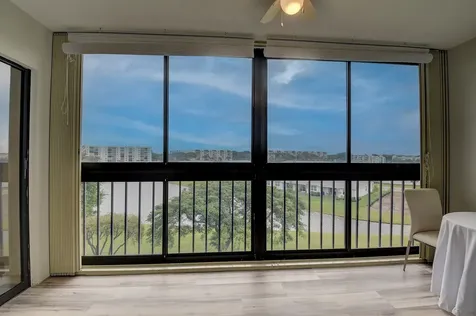 7076 Huntington Lane Delray Beach FL 33446