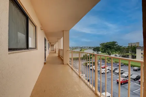 7076 Huntington Lane Delray Beach FL 33446