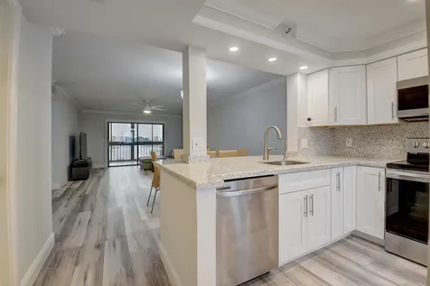 7076 Huntington Lane Delray Beach FL 33446