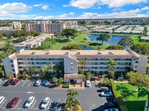 7192 Huntington Lane Delray Beach FL 33446