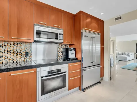 1005 Russell Drive Highland Beach FL 33487