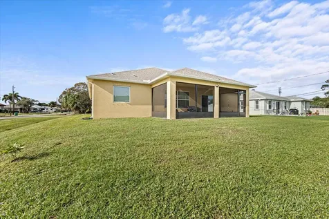 701 NE Perch Lane Port Saint Lucie FL 34983