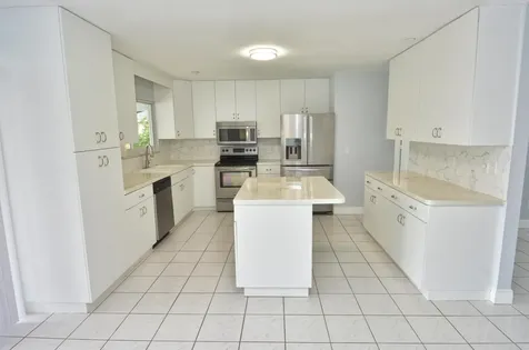 420 Se Streamlet Avenue Port Saint Lucie FL 34983