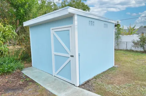 420 Se Streamlet Avenue Port Saint Lucie FL 34983