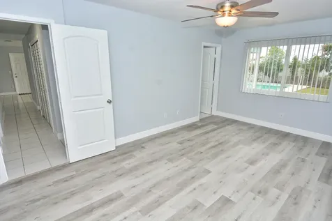 420 Se Streamlet Avenue Port Saint Lucie FL 34983