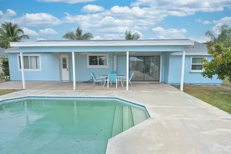 420 Se Streamlet Avenue Port Saint Lucie FL 34983
