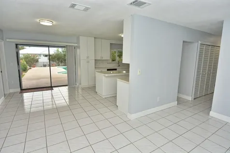 420 Se Streamlet Avenue Port Saint Lucie FL 34983
