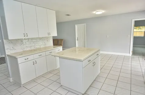 420 Se Streamlet Avenue Port Saint Lucie FL 34983