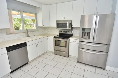 420 Se Streamlet Avenue Port Saint Lucie FL 34983