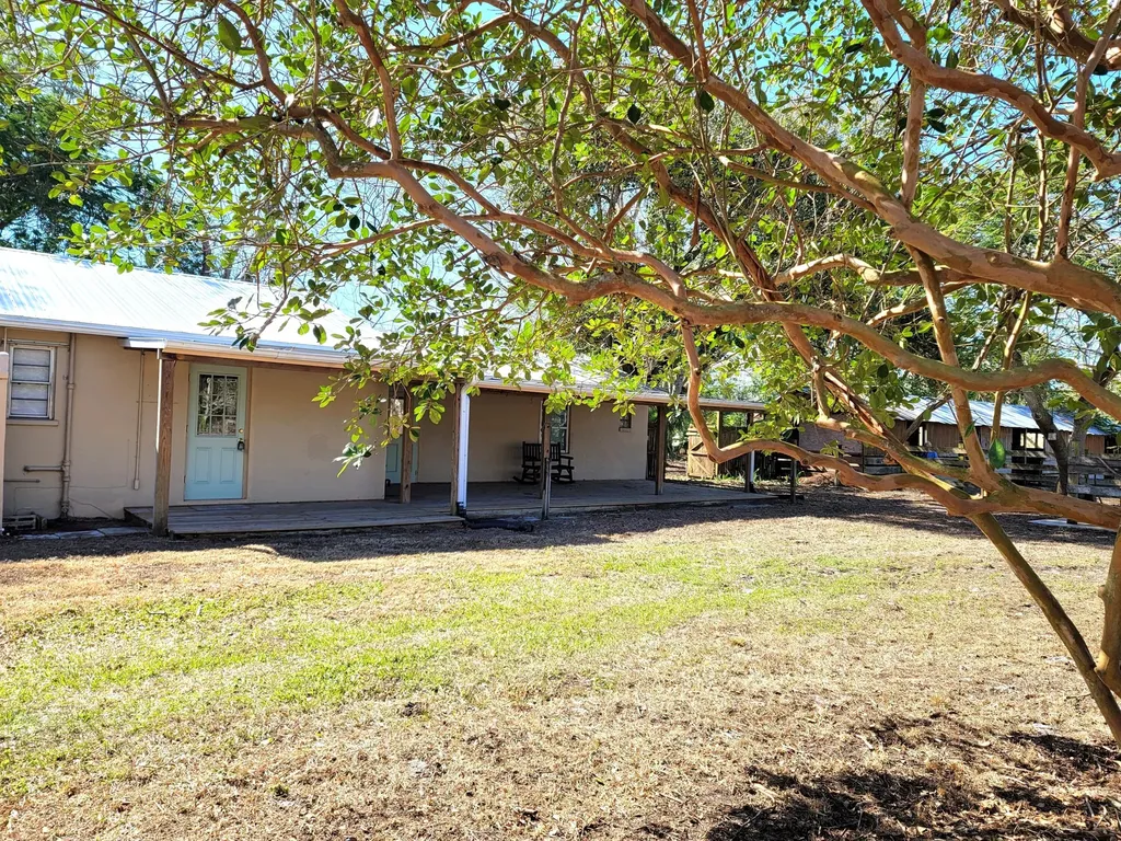 4362 W Midway Road Fort Pierce FL 34981