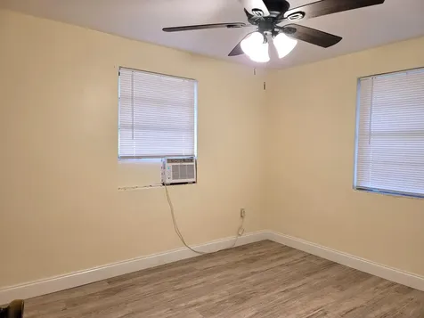 4362 W Midway Road Fort Pierce FL 34981