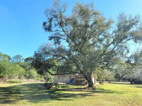 4362 W Midway Road Fort Pierce FL 34981