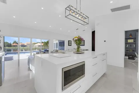 8024 Copenhagen Way Boca Raton FL 33434