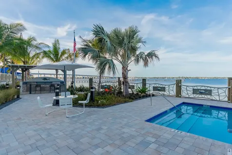 41 SW Seminole Street Stuart FL 34994