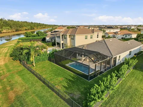 15654 Goldfinch Circle Westlake FL 33470