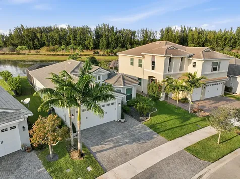 15654 Goldfinch Circle Westlake FL 33470