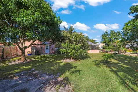 1235 Nw 19th Terrace Delray Beach FL 33445